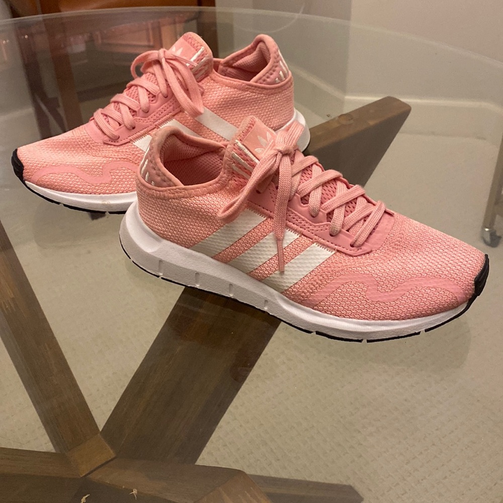 Adidas Womens Sneakers (Kids 4.5 / Women’s 6)